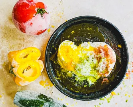 How to Turn Spare Vegetables and Fruits into a Icy Accompaniment – Instructions
