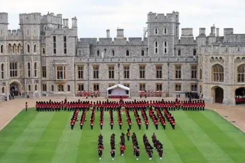 Visual Highlights: President Trump and the First Lady Engage with British Monarchy